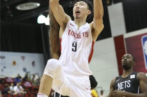 九游娱乐-风云突变!瓦伦西亚转会期状态回暖,NBA常规赛版图或变,质疑声仍在,赛季目标并未改变-九游娱乐