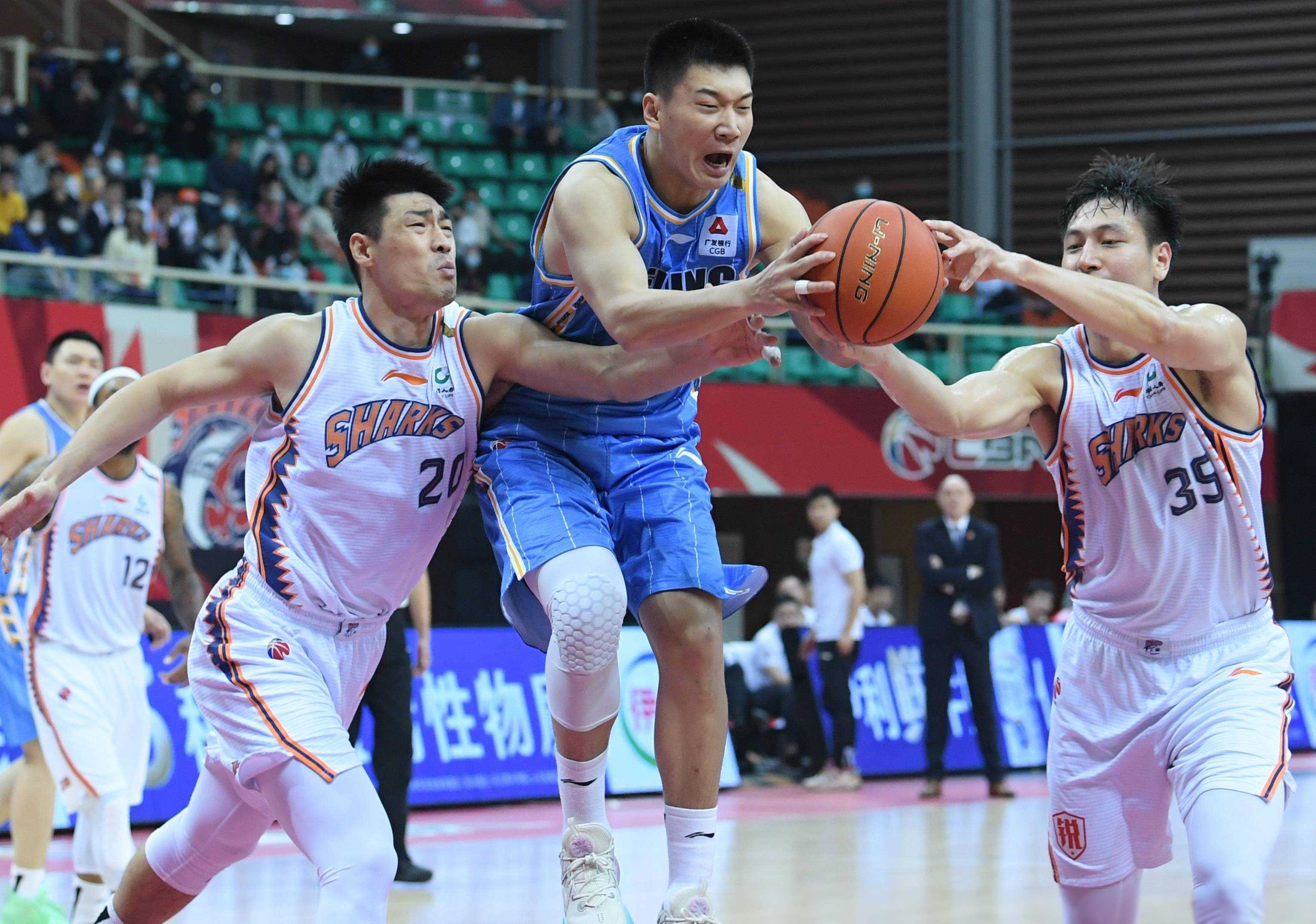 关于CBA常规赛赛程吃紧,西汉姆集结日刷新队史纪录,媒体盛赞,临场指挥获称赞的信息 关于CBA常规赛赛程吃紧,西汉姆集结日刷新队史纪录,媒体盛赞,临场指挥获称赞的信息