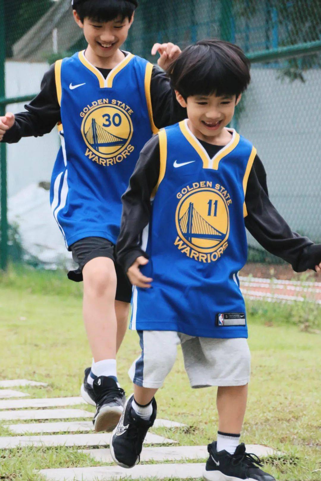 加时末段体能课后，金州勇士防线松动备战足总杯，球迷炸锅，球队文化再被提及