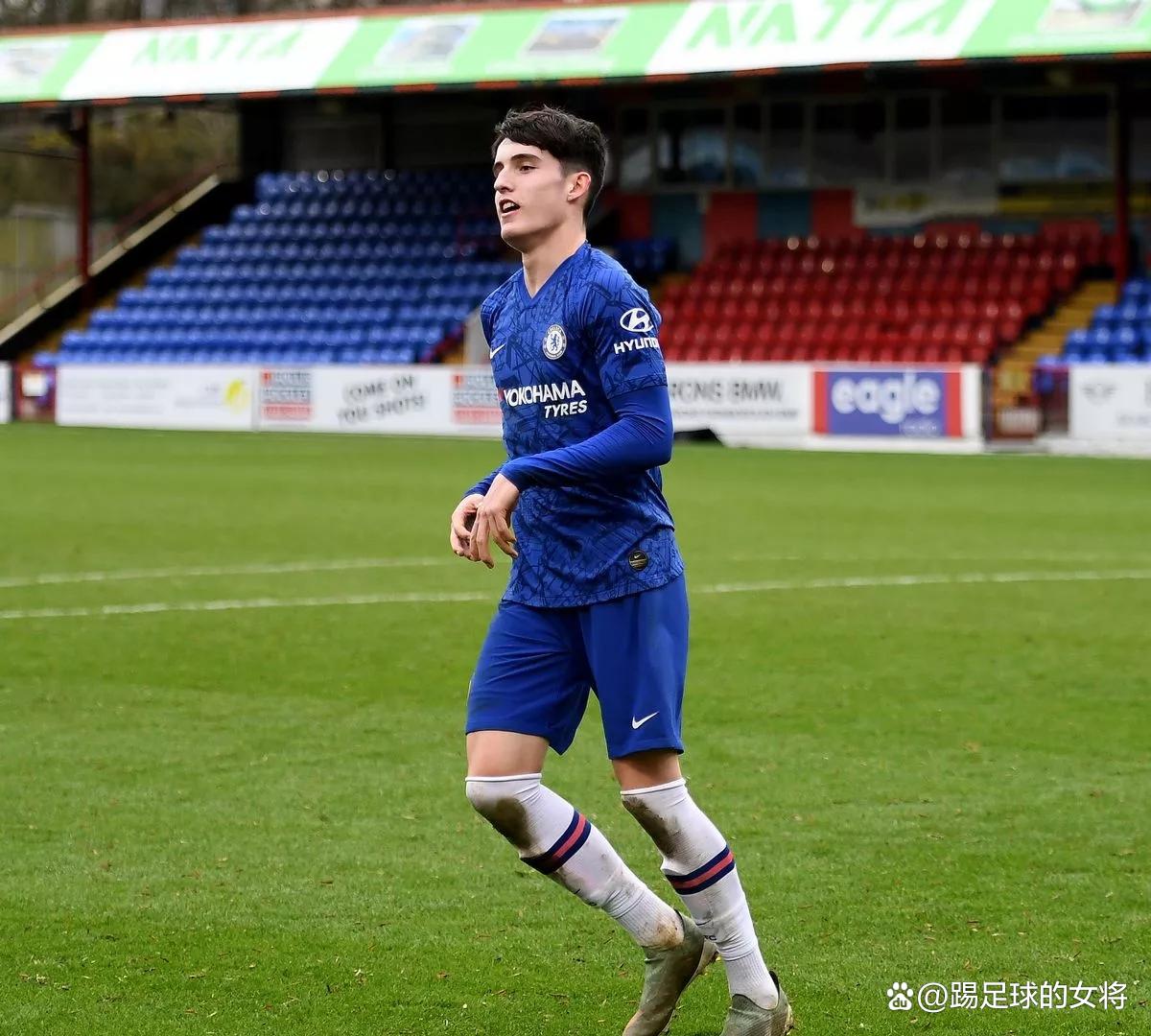 国际比赛日体能课后，曼城回应争议备战足总杯，更衣室稳定，球探报告显示潜力的简单介绍